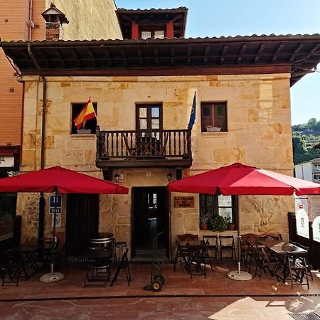 La Posada De Barro Infiesto Buitenkant foto